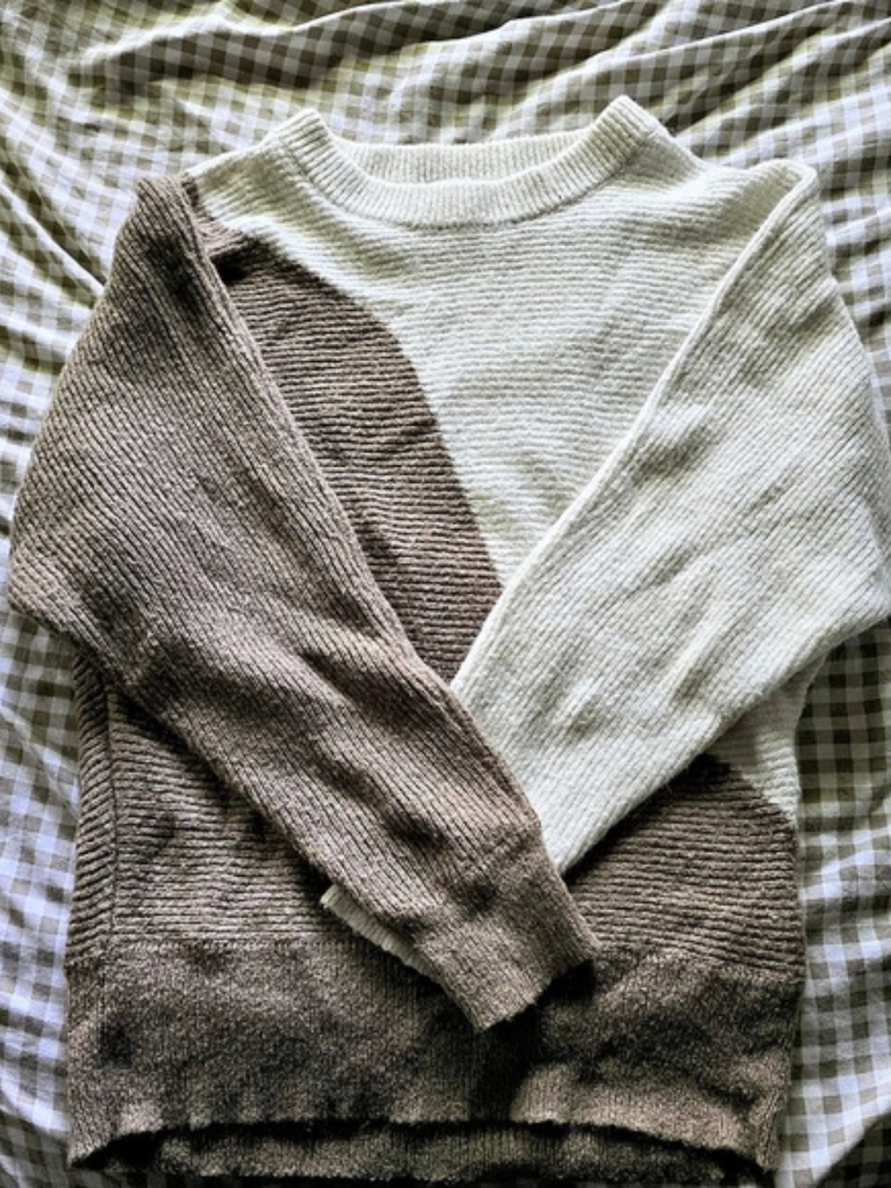 GILLI Color Block Crewneck Sweater in Brown & Cream Size Medium